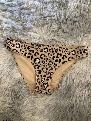 Hollister Swim Women’s Bikini Bottoms Size Small Leopard Print  - Image 1 of 4