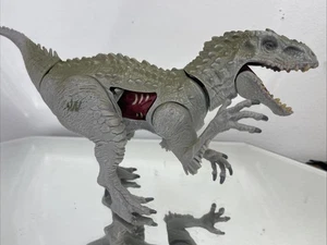 Figura de dinosaurio Hasbro Jurassic World Battle Damage Indominus Rex 2015 - Imagen 1 de 9