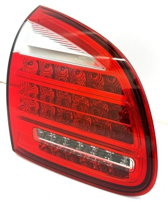 Unidad de luz trasera tapa maletero interior izquierda Porsche 958 Cayenne Gen1 - 958.1 E2 Foto 1 de 4