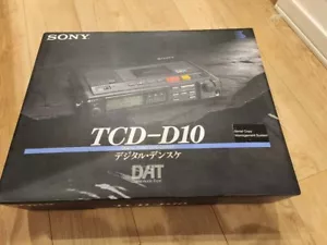 Sony TCD-D10 Digital Audio Tape Recorder Good Condition Rare Collectible - Picture 1 of 8