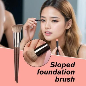 Large-Sloped Foundation Brush, Brush, Blush Brush for Liquid Makeup P4X8 S5 W5L9 - Picture 1 of 18