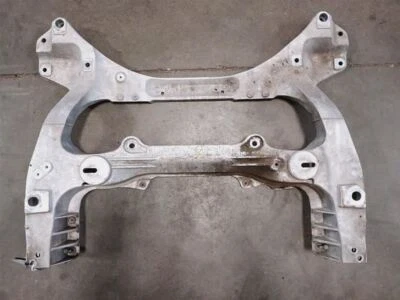 08-15 INFINITI G37/Q60 09-20 370Z travesaño delantero tracción trasera OEM 54401JK02A Foto 1 de 4
