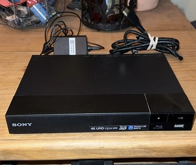 Reproductor de discos Blu-ray 3D Wifi Sony BDP-S6500 4K de lujo en funcionamiento sin control remoto  Foto 1 de 4