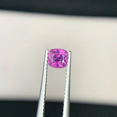 0.79 CT Natural Pinkish Pruple Corundum Kashmir Sapphire Cushion Shape Gemstone - Image 1 of 4