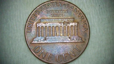 1985 Memorial Die Crack - Image 1 of 4