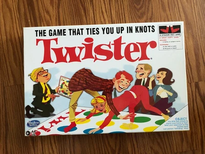HASBRO TWISTER GAME VINTAGE 1960'S REPRODUCTION RETRO EDITION - Image 1 of 4