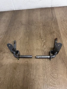 983-0126 983-0127 MTD Replacement Part Axle Spindle Assembly Set - Picture 1 of 4