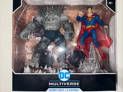 Batman Tierra - 1 y Superman - Paquete de 2 figuras selladas - McFarlane DC Multiverse Foto 1 de 4