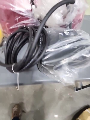 Polipasto de cadena eléctrico Dayton 452R53, 500 lb, 15 pies, montado en gancho - sin carro, Foto 1 de 4