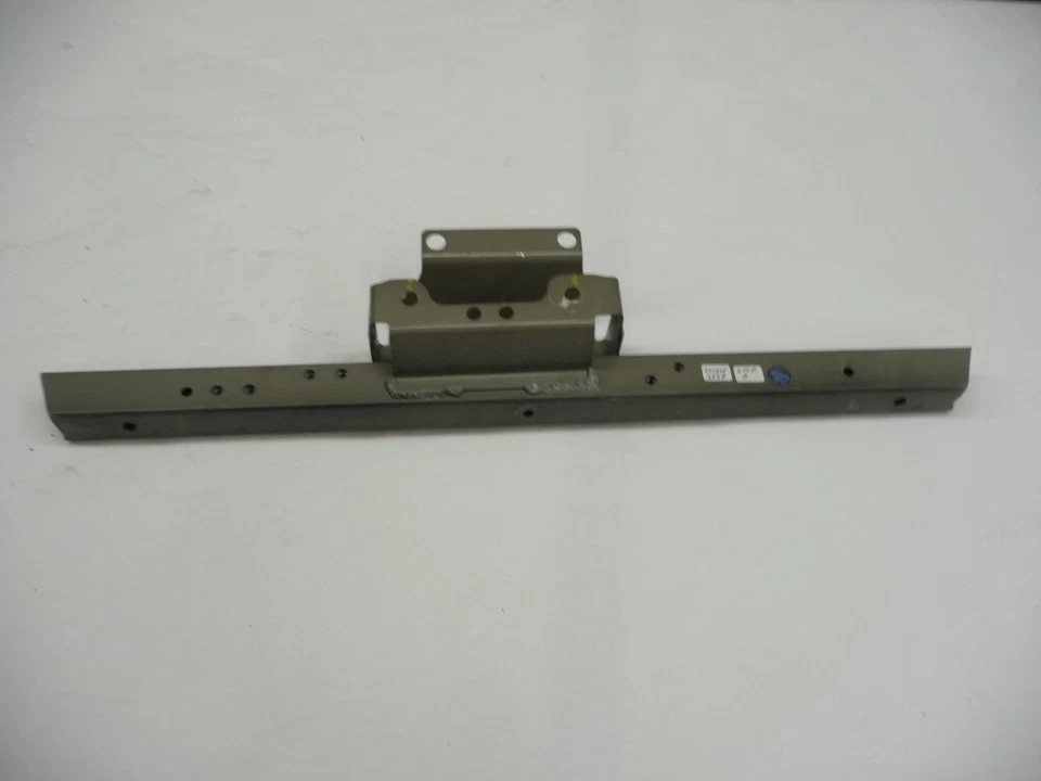 Поперечный элемент переднего бампера 2010-2014 Lamborghini LP560 Gallardo 400805273B оригинальный производитель оборудования - Изображение 1 из 4