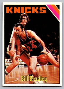 1975-76 TOPPS #37 BILL BRADLEY KNICKS - Picture 1 of 3