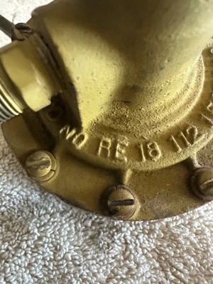 Bomba de combustível para Caterpillar R-2 - Imagem 1 de 4