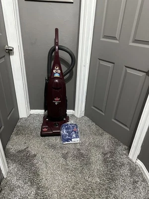Bissell Powerforce Bagged Model 46ES Vacuum Cleaner With Bags Preowned  - Image 1 of 4