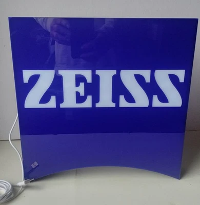 蔡司 Light Up 墙面标志 12x12 英寸相机镜头眼镜广告标志 — 第 1/4 张图片