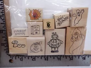 LOTTO 10 TIMBRI GOMMA LEGNO BOO GHOSTS ZUCCA RAGNO HAPPY HALLOWEEN USATI IN OTTIME CONDIZIONI L1830 - Foto 1 di 2