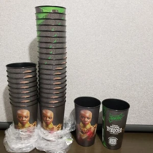 31 neue Black Panther Wakanda Forever Sammlerstücke Kino Plastikbecher 44 Unzen - Bild 1 von 7