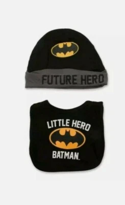  JUEGO DE 2 BABERO Y GORRA BATMAN DC COMICS PARA NIÑOS "LITTLE HERO" "FUTURE HERO" Foto 1 de 4