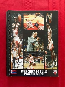1994-1995 NBA Chicago Bulls playoffs media guide / Jordan #45 comeback / Pippen - Picture 1 of 1