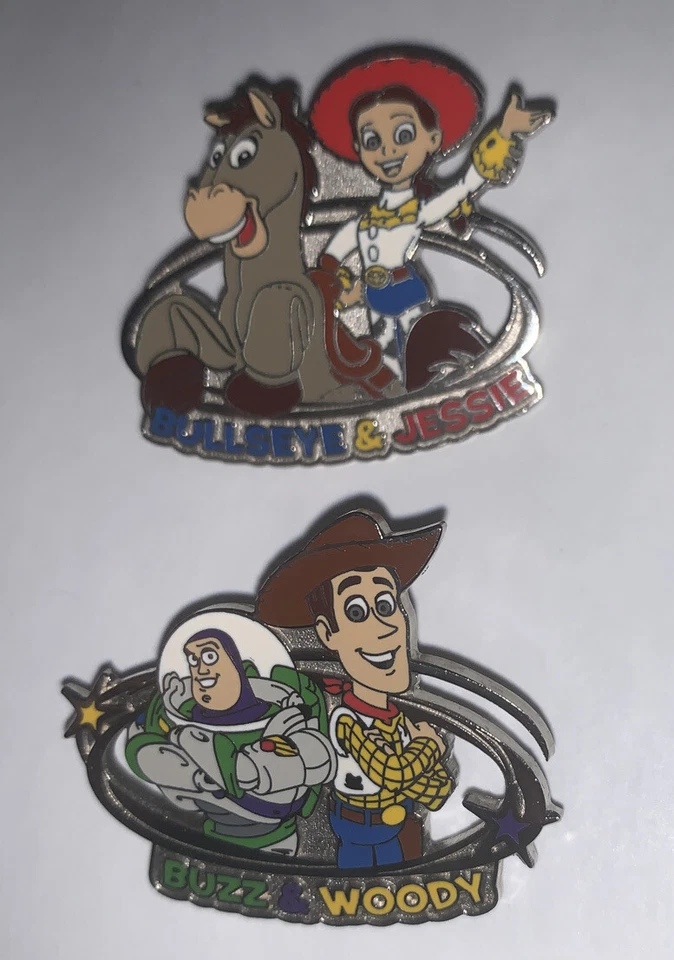 Disney Pin Toy Story 2 Piezas Kit de Inicio Jessie Woody Buzz 2002 Bullseye Foto 1 de 1