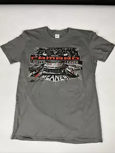 T-shirt Chevy Camaro 2016 Motor Trend Car Of The Year, Gildan SoftStyle, taglia Med - Foto 1 di 6