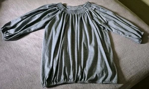 Shirt Bluse Gr. M/L, 2 x getragen! NEUWERTIG!!! - Bild 1 von 2
