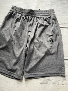 Adidas basketball shorts - Picture 1 of 2