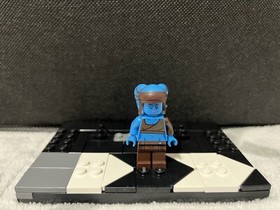 Lego Star Wars Ayla Secura Minifigure From Set 75182