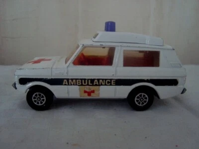 Corgi Range Rover Ambulance - Image 1 of 3