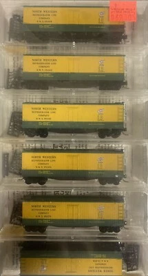 N Scale MTL 49272 Chicago North Western Wood Reefer Runner Pack Set CNW ERROR - Image 1 of 3