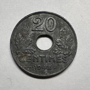 1942 France 20 Centimes - Beautiful Coin - #B-003 - Picture 1 of 2