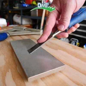 DMT 8 in. Dia-Sharp Bench Stone Fine Diamond Precision Flat Tool Sharpener - Picture 1 of 7