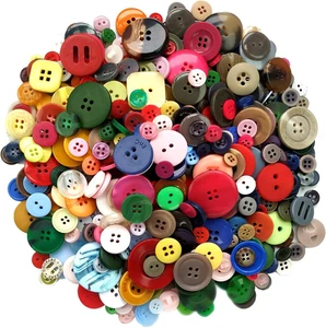 600-700 Assorted round Resin Buttons for Crafts, DIY, 2 & 4 Holes, Mixed Colors - Picture 1 of 12