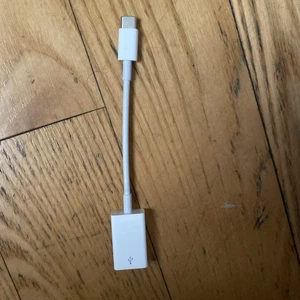 OFFICIAL GENUINE APPLE USB-C TO USB ADAPTER CABLE A1632 ORIGINAL - Picture 1 of 4