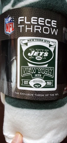 NY JETS Fleece Throw 50 In By 60 Inches Stadium Throw Never Used. 100% Polyester Cover