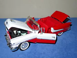 1955 OLDSMOBILE SUPER 88 1:18 WELLY OPENING HOOD, DOORS, & TRUNK - Picture 1 of 12
