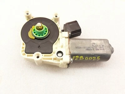2004 - 2010 BMW E60 M5 550i 530i 525i Front Right Window Regulator Motor 6922268 - Image 1 of 4