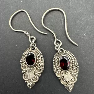 Vintage Sterling Silver 925 Intricate Bead Vine 1.5” Earrings Pyrope Garnet - Picture 1 of 16