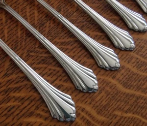 ONEIDA - BANCROFT - USA Silverware  * YOU CHOOSE / CHOICE * STAINLESS FLATWARE  - Picture 1 of 9