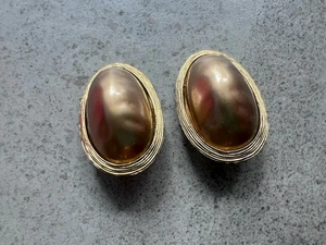 Vintage große matt goldfarbene Statement Clip Ohrringe Runway Designer? Lesen! C7 - Bild 1 von 11