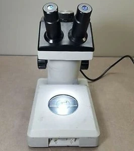 Cambridge Stereo Microscope Model Z45L Excellent condition Good and easy to use. - Picture 1 of 1