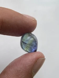 Pleochoric Natural Tanzanite Tumble Polished Bi Color 12 Carats 14x11x5mm - Picture 1 of 4