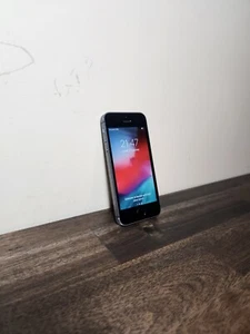 IPhone 5S Grey 16Go - Unlocked - GOOD - Photo 1 sur 11
