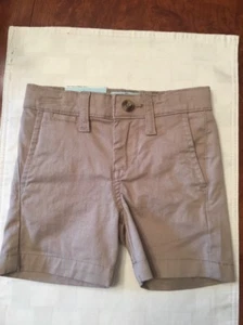 NWT-Toddler Boys Class/Club Midern Fit Khaki Shorts-Size 2 - Picture 1 of 12