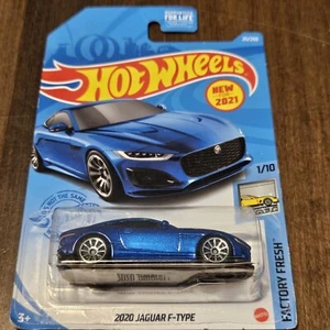 Hot Wheels #25 Factory Fresh 1/10 2020 JAGUAR F-TYPE blau/chrom 10 Speichen ~ T8483 - Bild 1 von 5