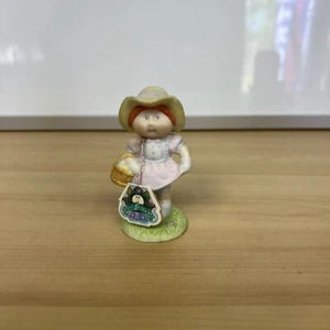 Cabbage Patch Doll Figur 1985 Edition mit Etikett "In Your Easter Bonnet" - Bild 1 von 6
