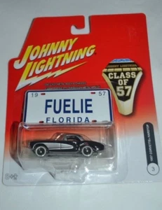 2005 JOHNNY LIGHTNING CLASS OF 1957 - 1957 CORVETTE HARDTOP # 3 VARIATION - Picture 1 of 2