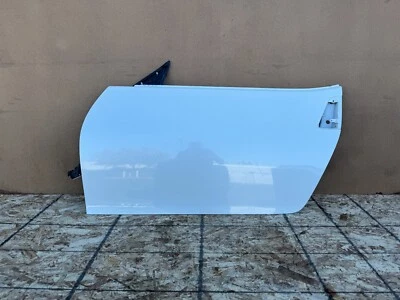 CONJUNTO CARCASA PUERTA CONDUCTOR DELANTERA IZQUIERDA NISSAN 370Z 2007-2021 OEM (BLANCO) Foto 1 de 4