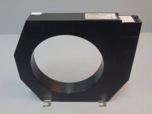 W4S140 - SOCOMEC - W4-S140 / TORE DLD/Current transformer USED - Imagen 1 de 3