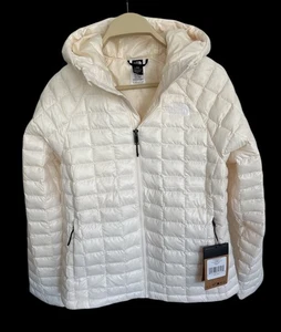 Authentic North Face Damen ThermoBall Kapuzenjacke Off White S Neu mit Etikett Jordan Made - Bild 1 von 8
