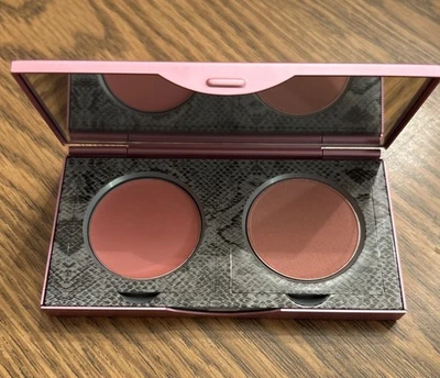 MALLY ROSA NÉCTAR RUBOR CREMA Y POLVO ENCENDEDOR DÚO 0,26 OZ Foto 1 de 4